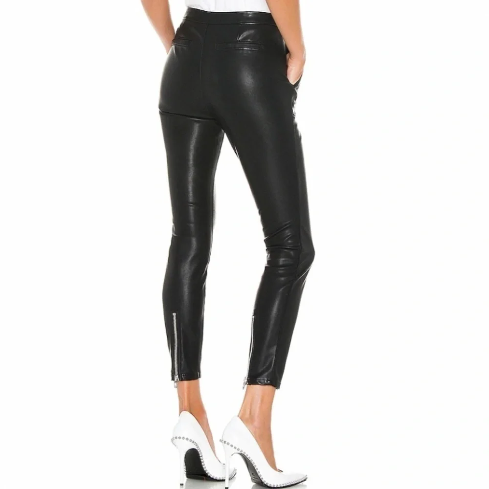 NWT BlankNYC The Bond Faux Leather Zip Pants Black